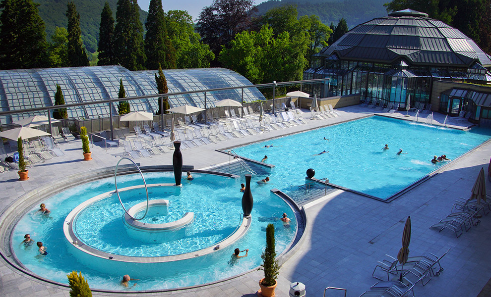 Outdoor pool with relaxing atmosphere at Cassiopeia Therme Badenweiler